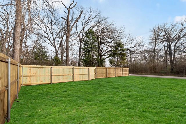 102 Channelview, Trinidad, TX 75163