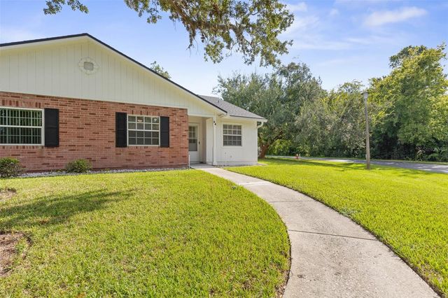 24 KINGS COLONY COURT, Palm Coast, FL 32137