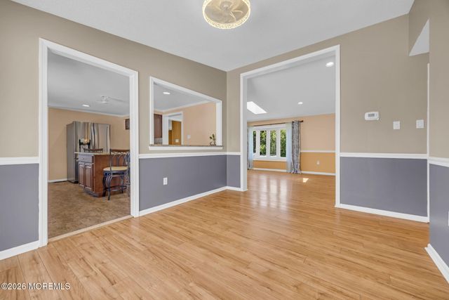 3 Brookview Lane, Manalapan, NJ 07726