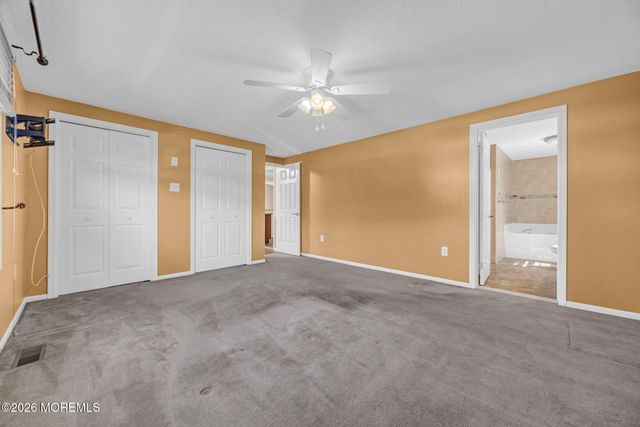 3 Brookview Lane, Manalapan, NJ 07726
