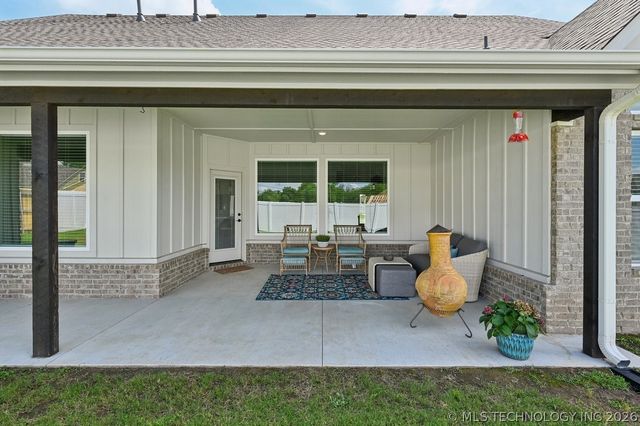 1617 N 72nd Street, Broken Arrow, OK 74014