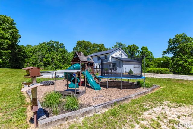21762 Country Life Acres, Warrenton, MO 63383
