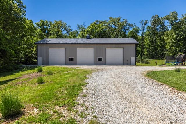 21762 Country Life Acres, Warrenton, MO 63383