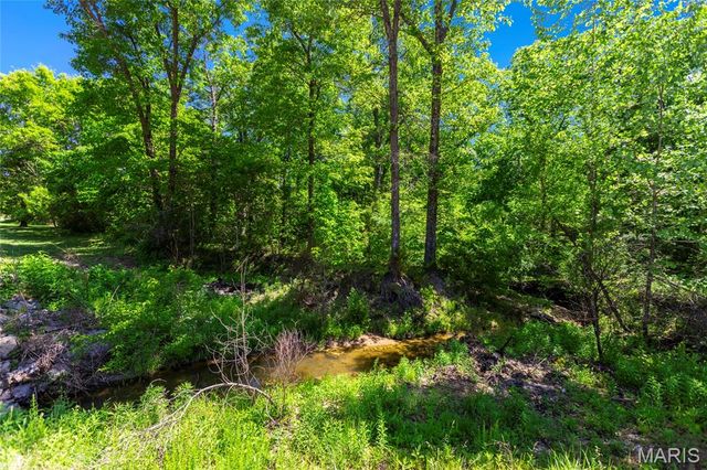 21762 Country Life Acres, Warrenton, MO 63383