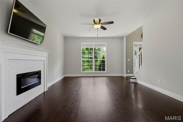 21762 Country Life Acres, Warrenton, MO 63383