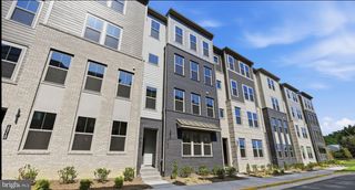 19714 MISTY MOSS SQ, Ashburn, VA 20147