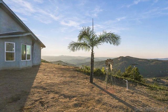 800 Alta Lane, El Cajon, CA 92021