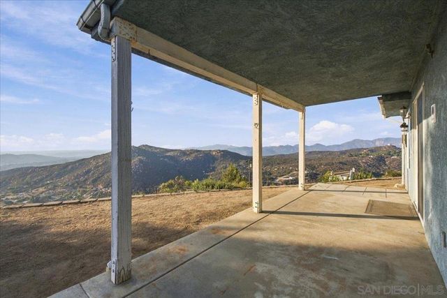 800 Alta Lane, El Cajon, CA 92021