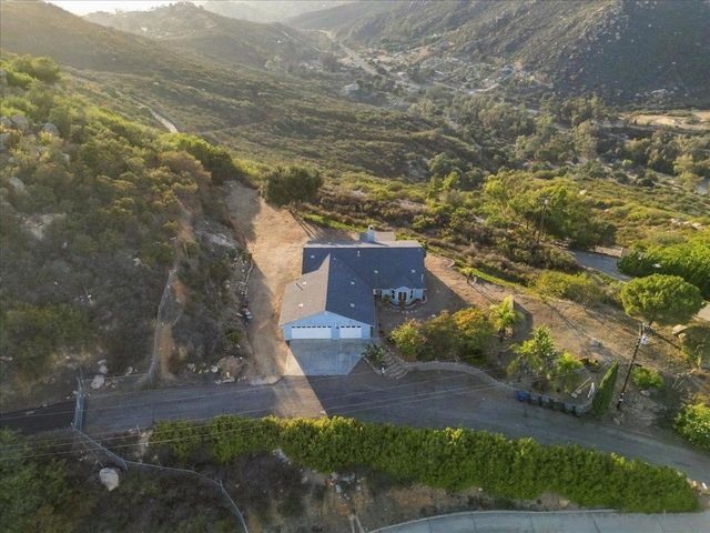 800 Alta Lane, El Cajon, CA 92021