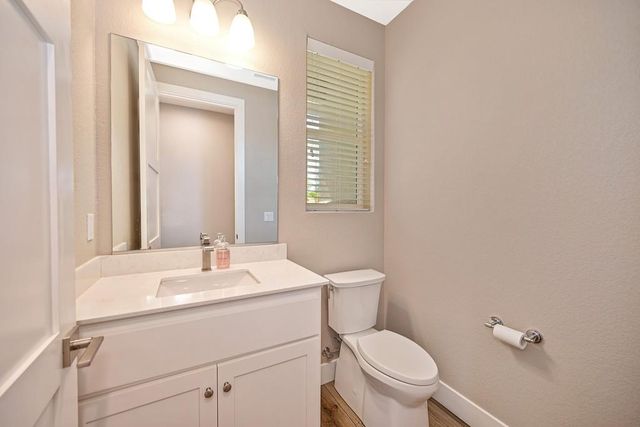 504 Chase Ct, Colfax, CA 95713