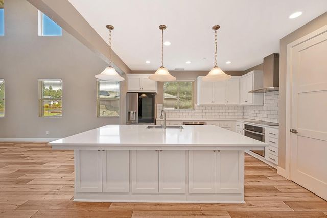 504 Chase Ct, Colfax, CA 95713