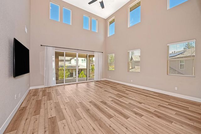 504 Chase Ct, Colfax, CA 95713
