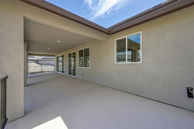 504 Chase Ct, Colfax, CA 95713