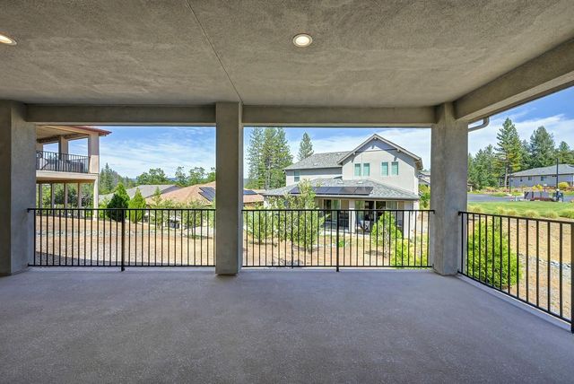 504 Chase Ct, Colfax, CA 95713