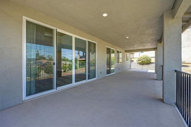 504 Chase Ct, Colfax, CA 95713