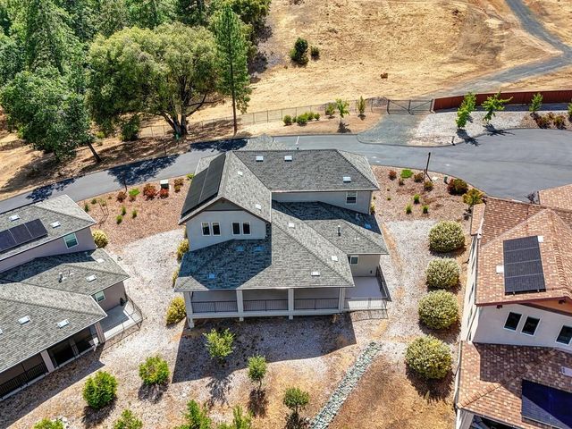 504 Chase Ct, Colfax, CA 95713