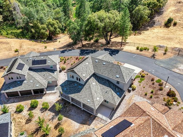 504 Chase Ct, Colfax, CA 95713