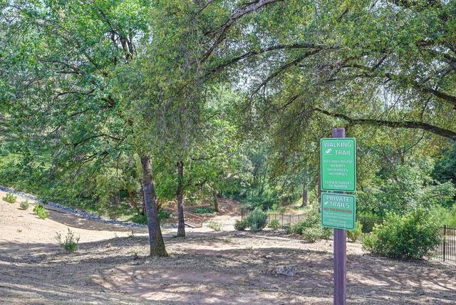 504 Chase Ct, Colfax, CA 95713