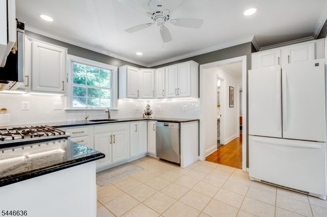16 Sherman Pl, Morristown Town, NJ 07960