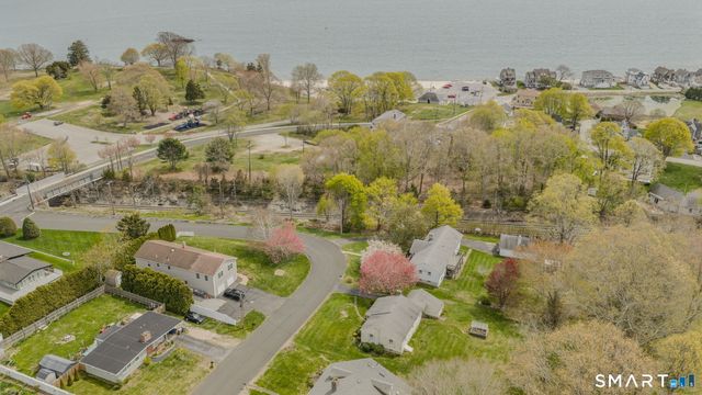 4 Champlin Hill Court, East Lyme, CT 06357