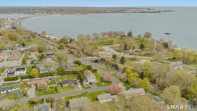 4 Champlin Hill Court, East Lyme, CT 06357