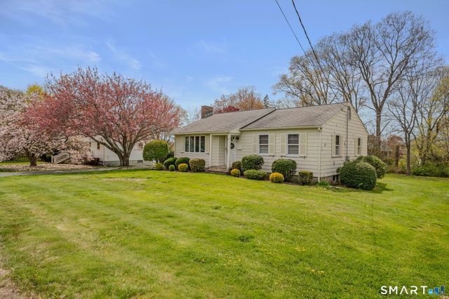 4 Champlin Hill Court, East Lyme, CT 06357