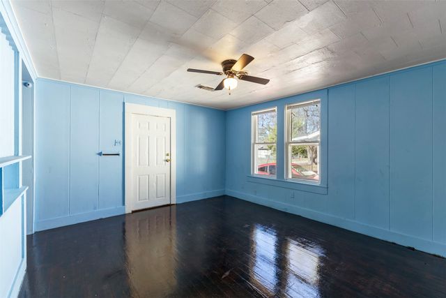 550 NE 16th Street, Paris, TX 75460