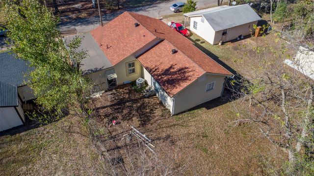 550 NE 16th Street, Paris, TX 75460