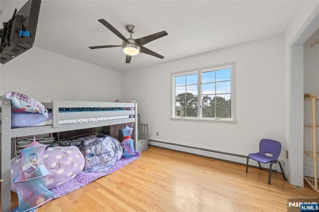 6 Tyler Court, Clifton, NJ 07012