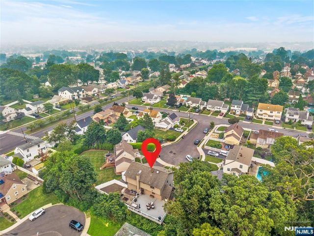 6 Tyler Court, Clifton, NJ 07012