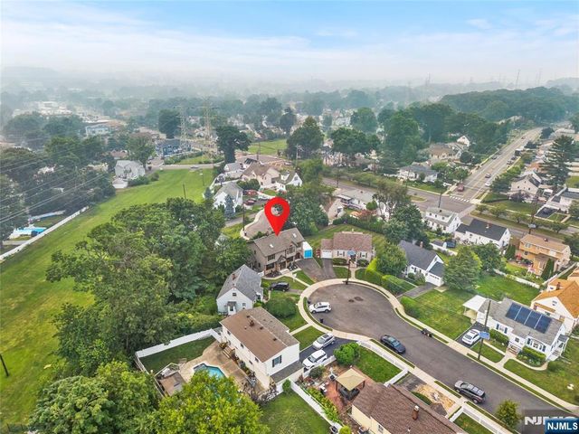 6 Tyler Court, Clifton, NJ 07012
