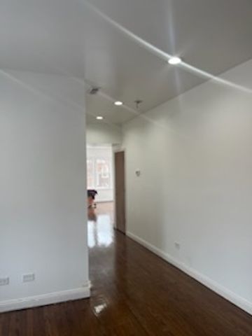 6600 S Artesian Avenue, Chicago, IL 60629