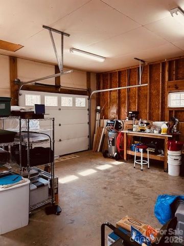 69 Isaac Creek Drive 22, Hickory, NC 28601