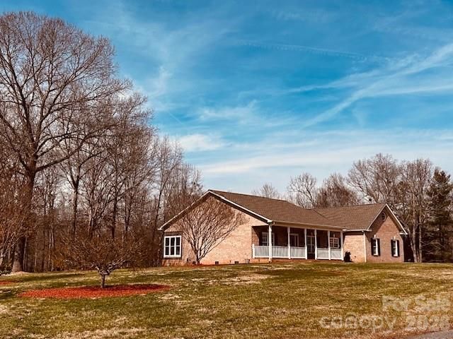 69 Isaac Creek Drive 22, Hickory, NC 28601