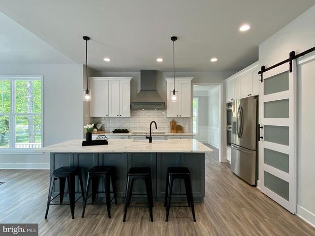 8 TYLER LN, Fredericksburg, VA 22405