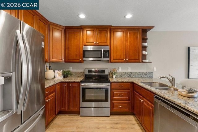 1299 Sheppard Ct, Walnut Creek, CA 94598