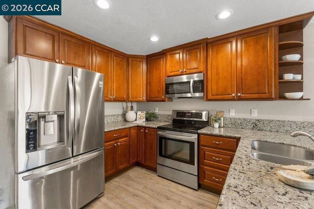1299 Sheppard Ct, Walnut Creek, CA 94598
