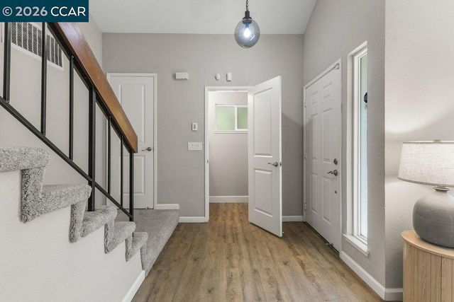 1299 Sheppard Ct, Walnut Creek, CA 94598