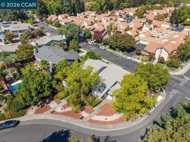 1299 Sheppard Ct, Walnut Creek, CA 94598