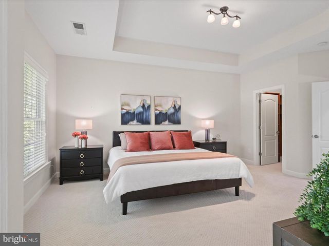 4086 CLOVET DR #32, Fairfax, VA 22030