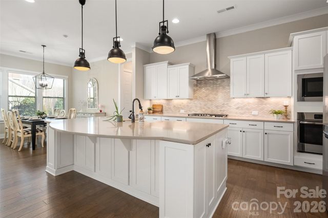 12903 Sandpiper Grove Court, Charlotte, NC 28278