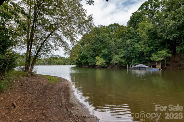 12903 Sandpiper Grove Court, Charlotte, NC 28278