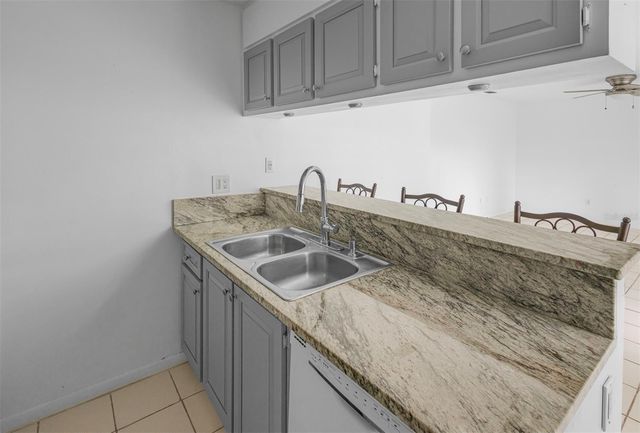 1834 BOUGH AVENUE 1, Clearwater, FL 33760