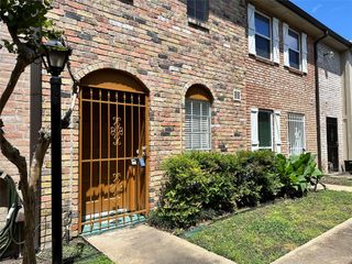 1715 Moritz Drive 12, Houston, TX 77055