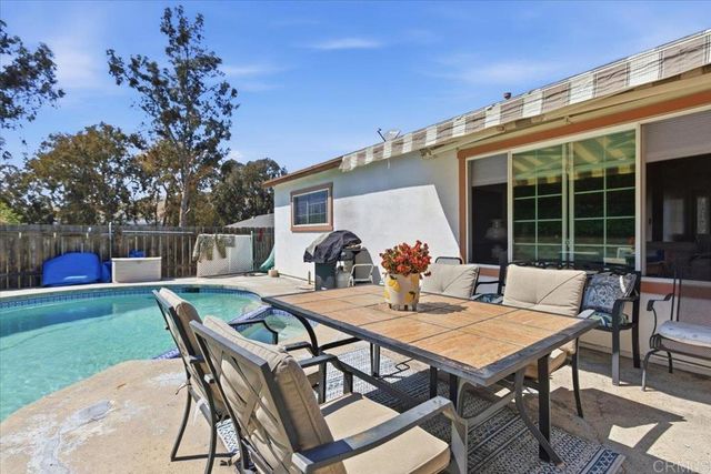 8773 Leigh Ave, Spring Valley, CA 91977