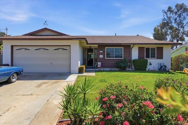 8773 Leigh Ave, Spring Valley, CA 91977
