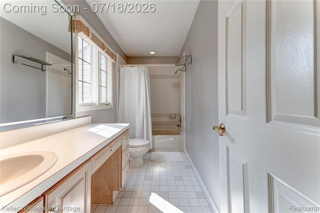 18048 Blue Heron Drive, Northville, MI 48168