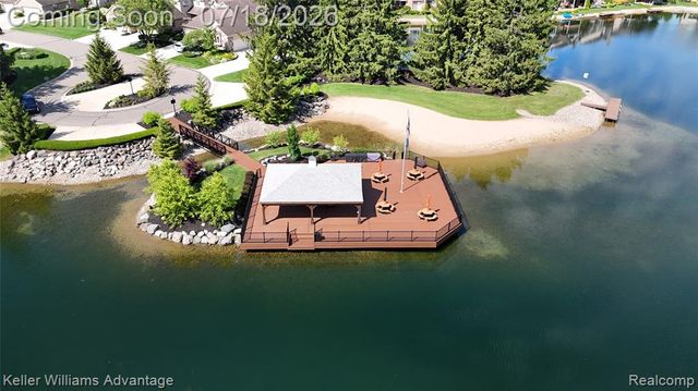 18048 Blue Heron Drive, Northville, MI 48168