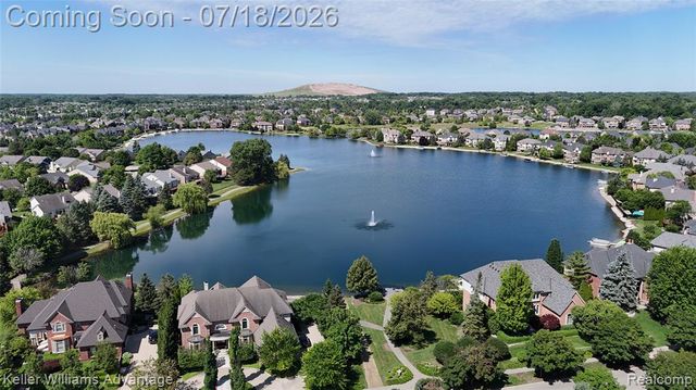 18048 Blue Heron Drive, Northville, MI 48168