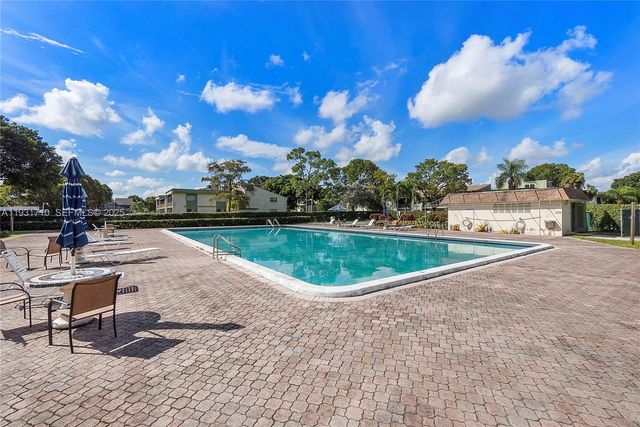 4110 NW 88th Ave 101, Coral Springs, FL 33065